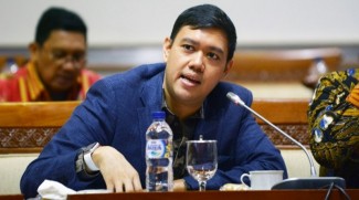 Luhut Usul TNI Aktif Jabat di Kementerian, DPR Singgung Dwifungsi ABRI