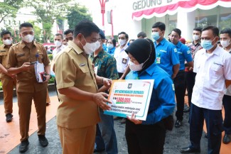 UPZ Salurkan Zakat ke 300 Mustahik di Lingkungan Kemendagri