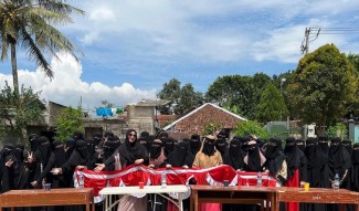 Tasyi Rayakan Kemerdekaan di Pesantren, Agustusan Bareng Penghafal Quran