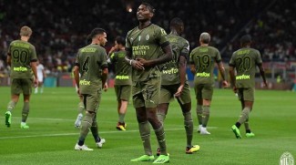 Juventus Diimbangi AS Roma 1-1, AC Milan Pimpin Singgasana