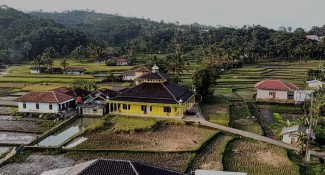 Tentram dan Damai, Begini Suasana Masjid-masjid di Pedesaan