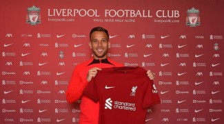Resmi Berseragam Liverpool, Arthur Melo Solusi Klopp di Lini Tengah
