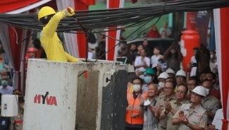 Anies Baswedan Tegaskan Jakarta Harus Bebas dari Kabel Semrawut