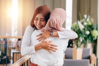 Buya Husein: Ajak Wanita Berjilbab, Harus dengan Hikmah