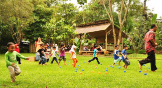 Komitmen dalam Dakwah, Pak Yo Buka Bimbel Gratis di Klaten