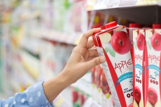 Jus Buah Kemasan Berpotensi Haram, Begini Penjelasannya