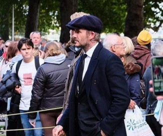 Belajar dari David Beckham, Rela Antre 13 Jam Demi Melayat Ratu Inggris