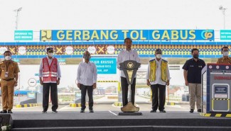 Resmikan Dua Ruas Tol, Jokowi: Percepat Akses Logistik ke Pelabuhan Tanjung Priok