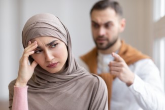 Ini Ciri-Ciri Pasangan yang Tak Layak Dipertahankan