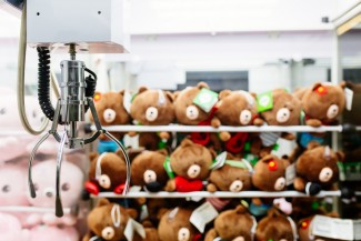 Berunsur Perjudian, NU Purworejo Sebut Permainan Capit Boneka Haram