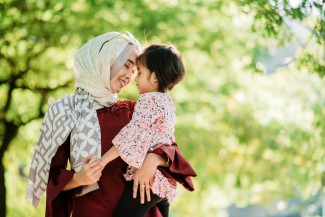 Anak Rewel saat Ortu Berangkat Kerja: No Iming-Iming dan Pergi Diam-Diam