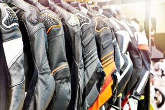 Cegah Tubuh Terpapar Angin, Ini 5 Jaket Motor Keren dan Stylish