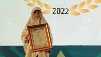 BPRS Bumi Rinjani UMM Raih Penghargaan Sharia Award