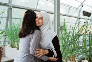 Tafsir Surat Fussilat Ayat 34: Membalas Keburukan dengan Kebaikan