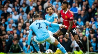 Derby Manchester, Pemain Kenakan Pita Hitam atas Tragedi Kanjuruhan