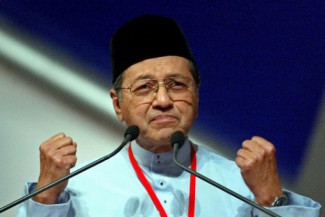 Mahathir: Kemunduran Umat Islam karena Tidak Patuh Ajaran Quran-Sunnah