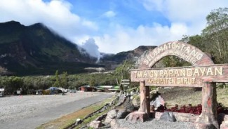 Wisata ke Gunung Papandayan Garut, Sensasi Liburan Sambil Hiking