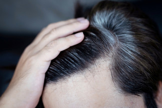 Bagaimana Hukum Mewarnai Rambut, Ini Penjelasannya