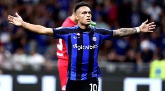 Manchester United dan PSG Rebutan Striker Andalan Inter Milan Ini