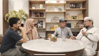 Mualaf Cantik Wei Wei Sukses Buka Restoran China di Jakarta