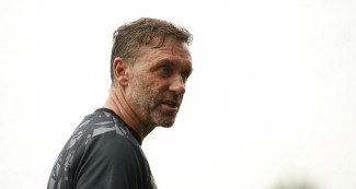 Pelatih Persija Berharap Sistem Keamanan Suporter Jadi Prioritas