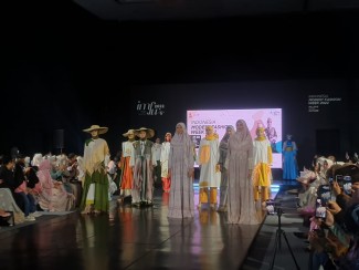 Risty Tagor dan Khanza Maryam Kolaborasi di Brand Madame Of Rose