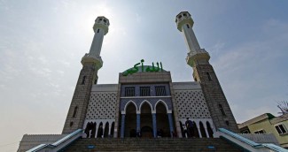 Mengintip Kawasan Wisata Halal di Kota Itaewon