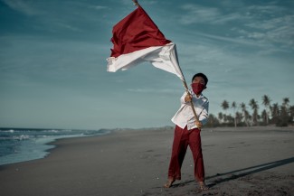 Hikmah Rahmani: Kenang Pahlawanmu