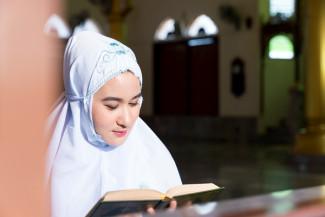 Tanda Ibadah Tepat Sasaran, Punya Hubungan Baik ke Sesama Manusia