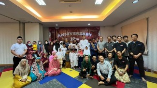 Rayakan HUT ke-10, Hotel 88 Mangga Besar Santuni Anak Yatim