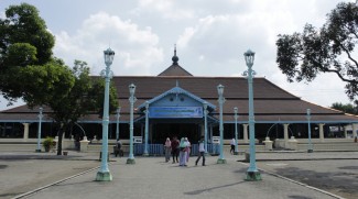 5 Masjid Bersejarah di Kota Solo, Sudah Berdiri hingga Ratusan Tahun