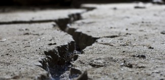 Gempa Menurut Al-Qur’an, Kiamat Kecil Akibat Patahan Lempeng Bumi