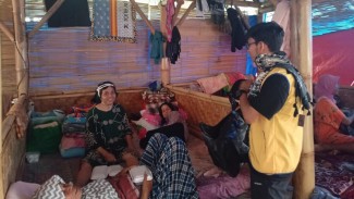 Penyintas di Cianjur Trauma Gempa Susulan, Berdesakan di Tenda Pengungsian