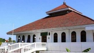 Masjid Baitul Qadim Simbol Pemersatu Umat Beragama di Kupang