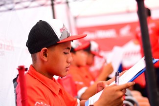 Seri Terakhir, Honda Tuntaskan Bekal 16 Pebalap Belia di Sirkuit Mijen