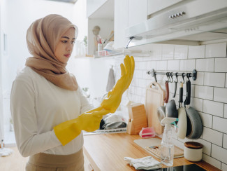 Rutin Bersihkan Lemari Dapur, Jangan Sampai Tunggu Menjijikan