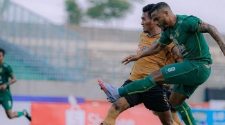 Paulo Victor Kembali Tampil Impresif, Persebaya Bungkam Bhayangkara FC
