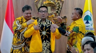 Peneliti BRIN: Soekarwo dan Ridwan Kamil Gabung Golkar karena Airlangga