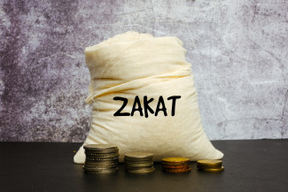Capital Life Syariah Salurkan Bantuan untuk Pengentasan Kemiskinan