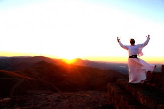 10 Kata-kata Bijak Rumi dari Matsnawi, Bikin Story Estetikmu Filosofis