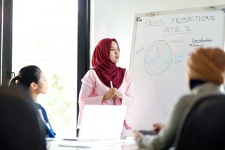 7 Ayat Al Quran yang Bangkitkan Semangat Kerja untuk Capai Sukses