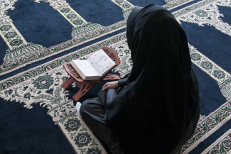 7 Cara Sederhana Menghafal Al-Quran, Salah Satunya Rutin Murajaah