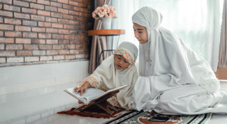 Cara Mudah Kenalkan Allah kepada Anak Sejak Dini