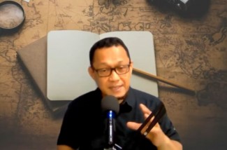 Cara Mendidik Anak Laki-Laki Feminim atau Anak Peremupuan Tomboi