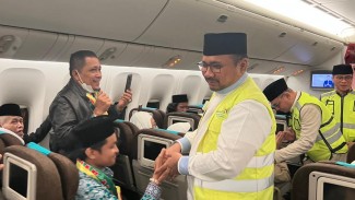 Menag Yaqut Lepas Keberangkatan 388 Jemaah Haji Kloter Pertama