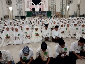 Khataman Quran Puluhan Ribu Siswa Madrasah Catat Rekor Dunia