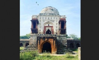 Mengintip Masjid Bersejarah di New Delhi, Dibangun Sejak Abad XV