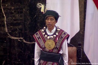 Kenakan Baju Adat Tanimbar, Presiden Jokowi Sampaikan Pidato Kenegaraan 2023
