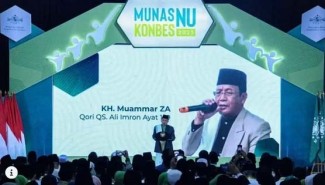 KH Muammar ZA, Qori Internasional yang Suara Merdunya Pukau Peserta Munas Konbes NU