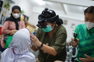 Berantas Kebutaan, Dompet Dhuafa dan Perdami Gulir Program Indonesia Menatap Dunia